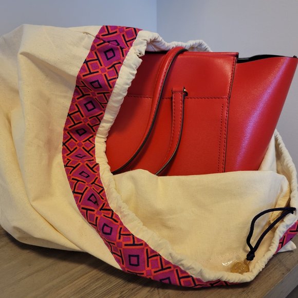 NWOT $448 Tory Burch Red Robinson Tote - Picture 7 of 9